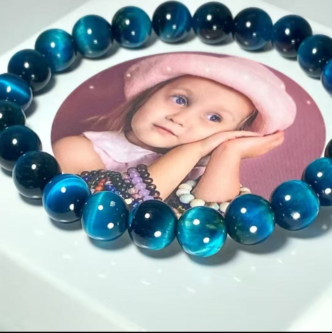 Blue Cat's Eye Bracelet